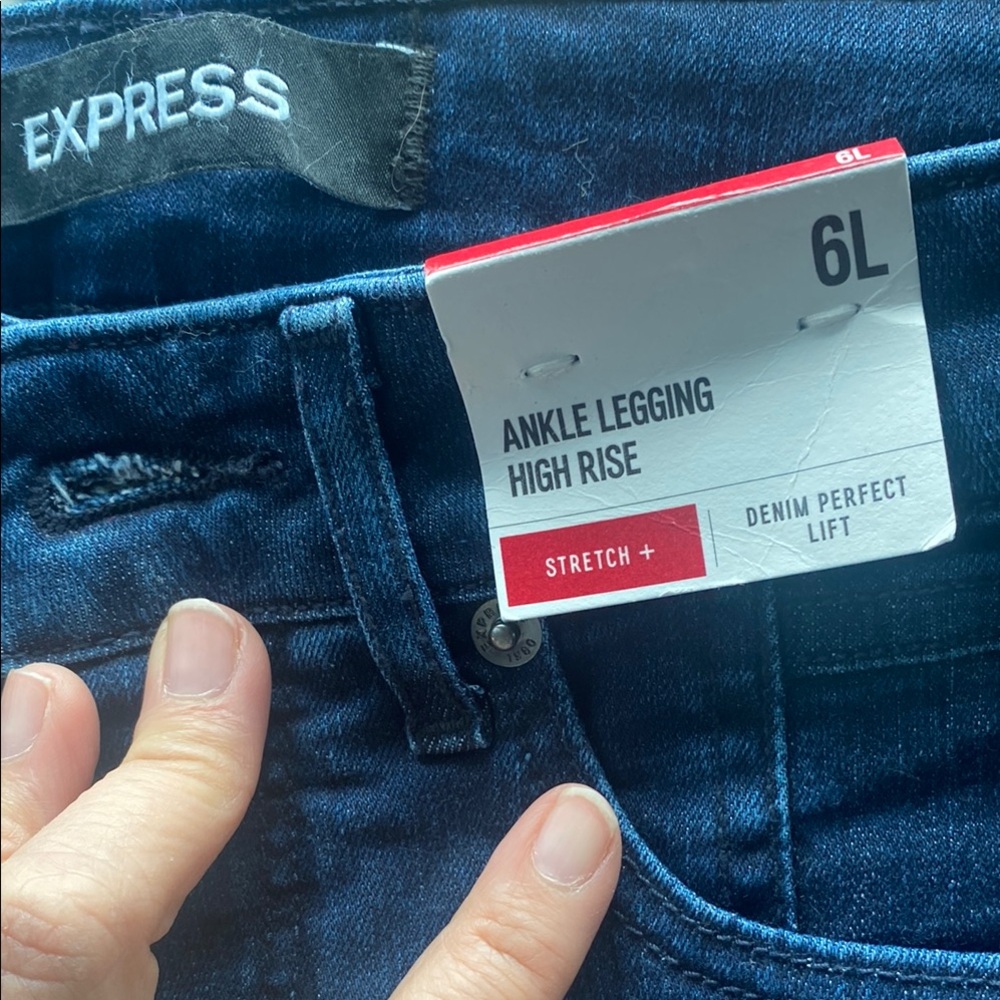 Express Blue Ankle Cropped Jeans